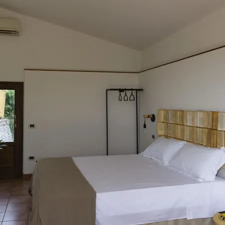 Aparthotel Giardino Dei Trulli Cummerse Faccia di Trippa di Monte